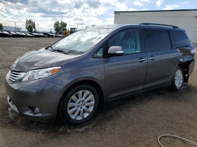 2013 Toyota Sienna XLE