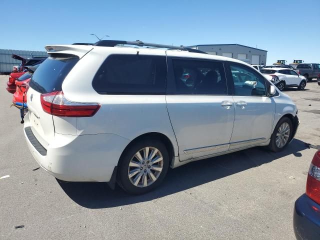 2015 Toyota Sienna XLE