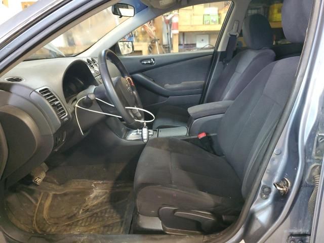 2010 Nissan Altima Base