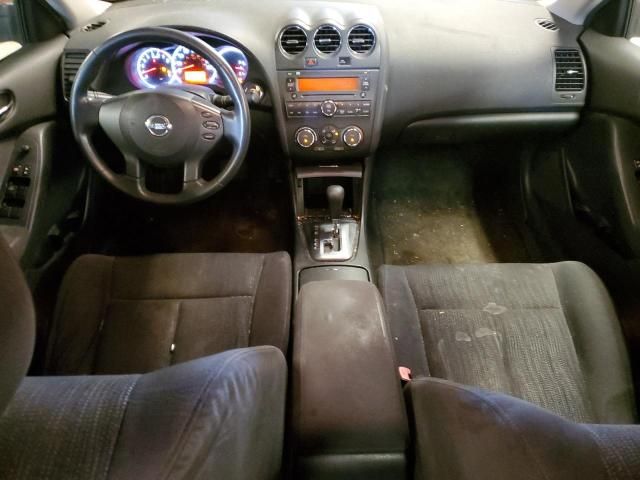 2010 Nissan Altima Base