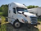 2019 Freightliner Cascadia 126