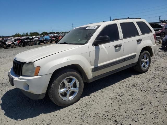 2006 Jeep Grand Cherokee Laredo