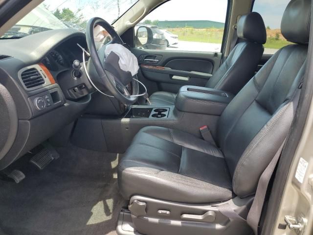 2013 Chevrolet Suburban C1500 LT