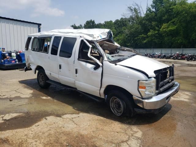 2012 Ford Econoline E350 Super Duty Wagon