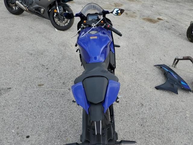 2024 Yamaha YZFR7