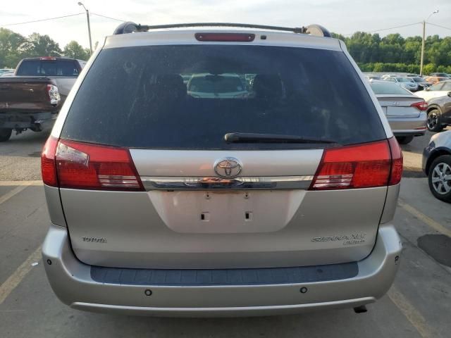 2004 Toyota Sienna XLE