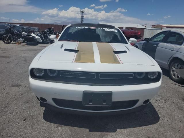 2015 Dodge Challenger SXT