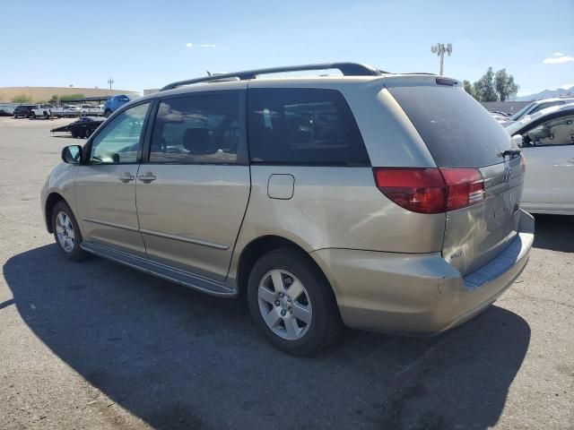 2005 Toyota Sienna CE