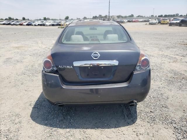 2011 Nissan Altima Base