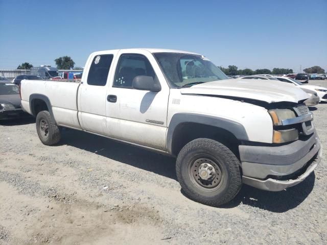 2004 Chevrolet Silverado C2500 Heavy Duty