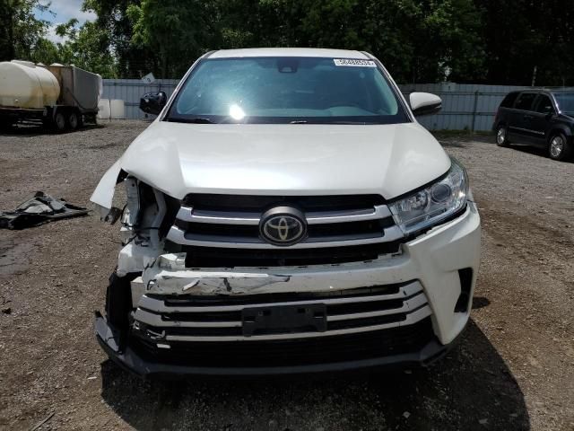 2019 Toyota Highlander LE