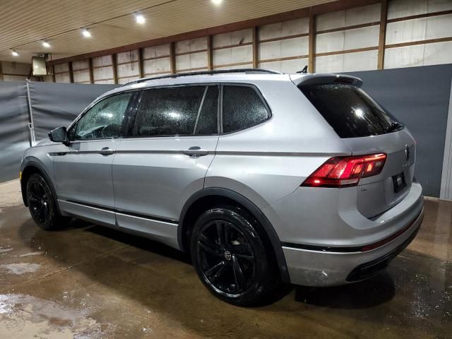 2023 Volkswagen Tiguan SE R-LINE Black