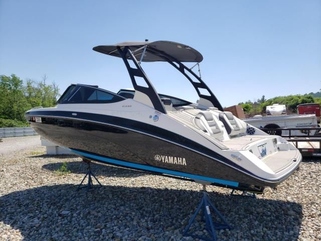 2021 Yamaha Boat