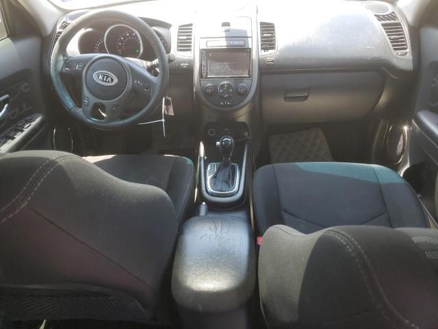 2012 KIA Soul +