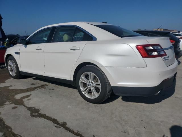 2015 Ford Taurus SEL