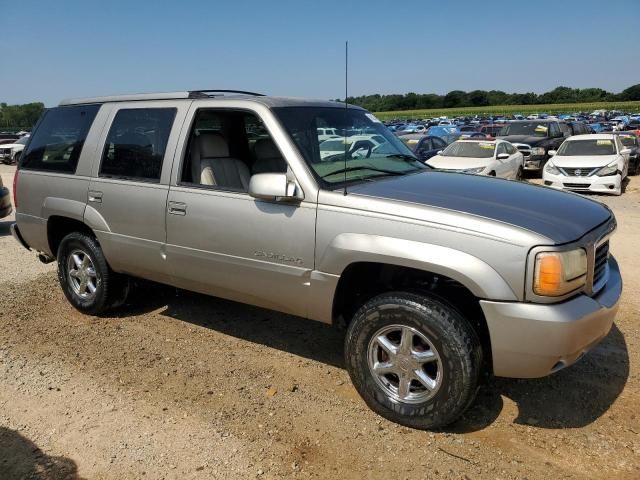 2000 Cadillac Escalade Luxury