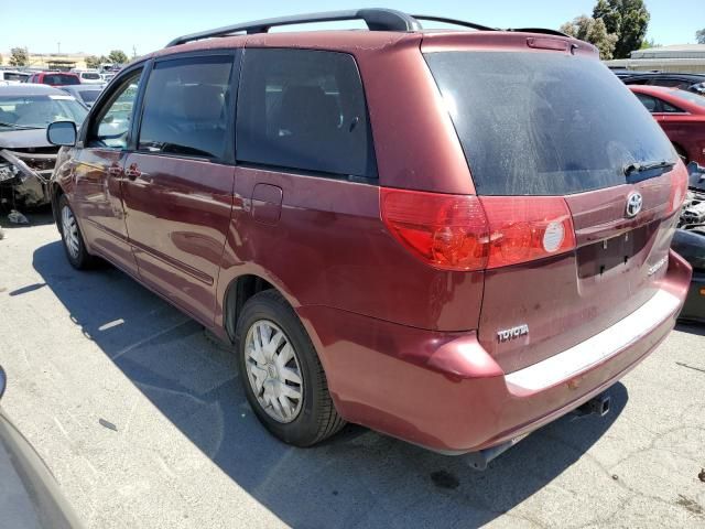 2010 Toyota Sienna CE