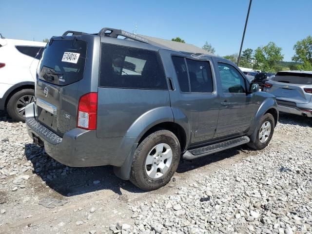 2006 Nissan Pathfinder LE