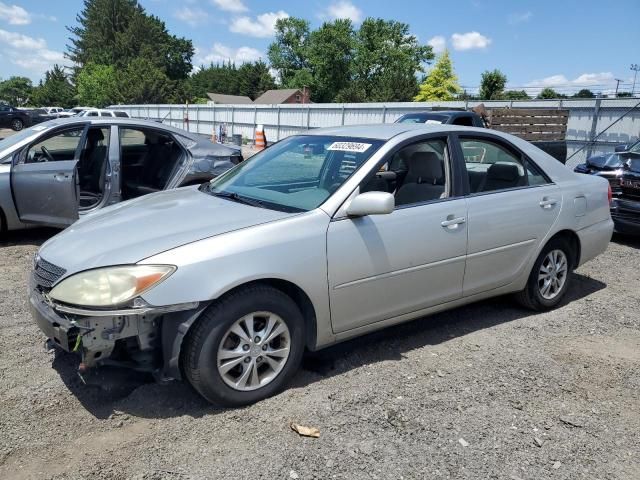 2004 Toyota Camry LE