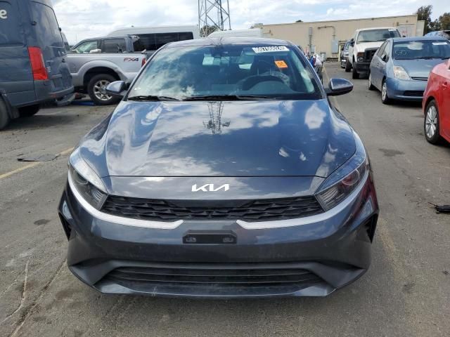 2022 KIA Forte FE