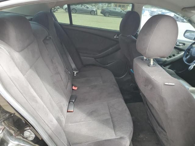 2010 Nissan Altima Base