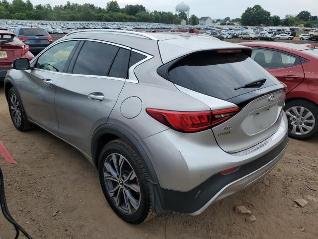 2017 Infiniti QX30 Base