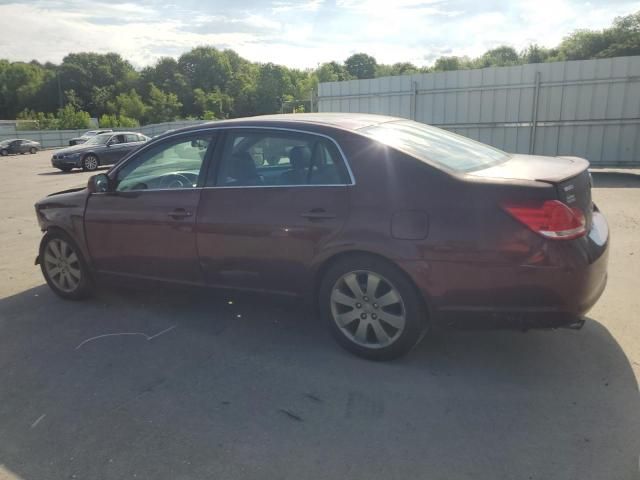 2005 Toyota Avalon XL