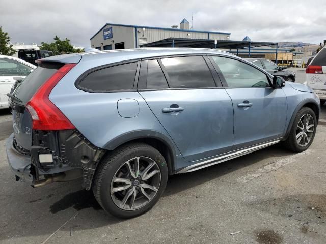 2017 Volvo V60 Cross Country Premier