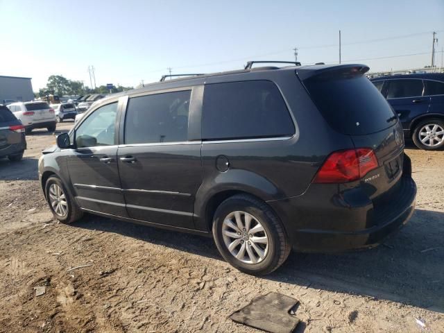 2012 Volkswagen Routan SE