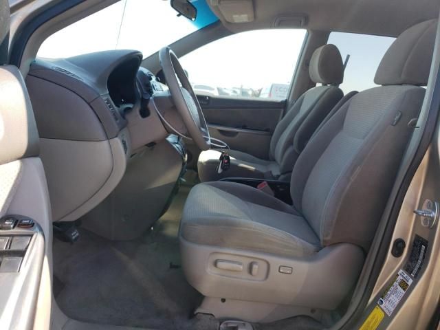 2009 Toyota Sienna CE