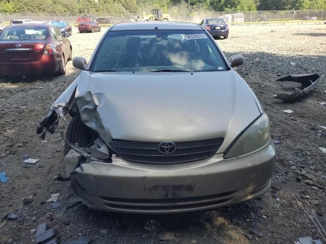 2004 Toyota Camry LE