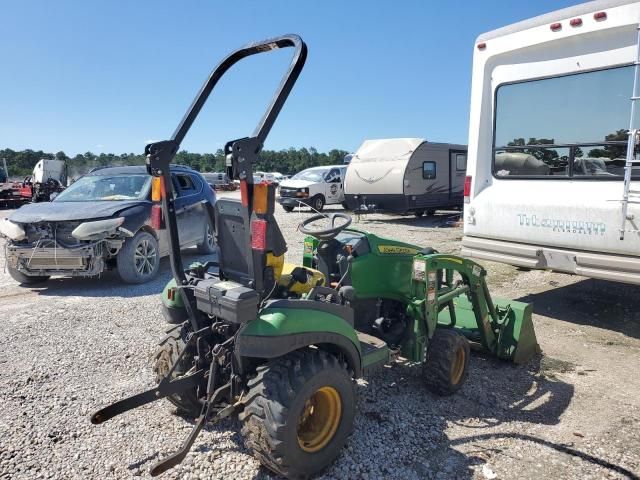 2021 John Deere 1025R