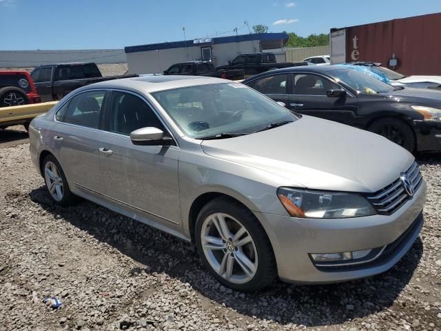 2013 Volkswagen Passat SEL