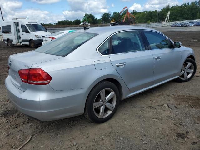 2014 Volkswagen Passat SE