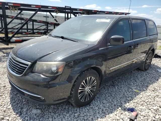 2014 Chrysler Town & Country S