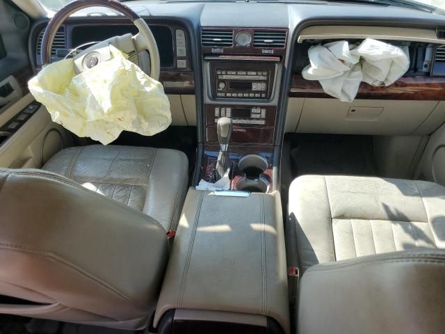 2003 Lincoln Navigator