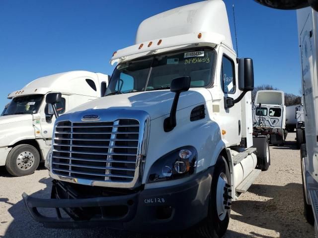 2015 Freightliner Cascadia 113