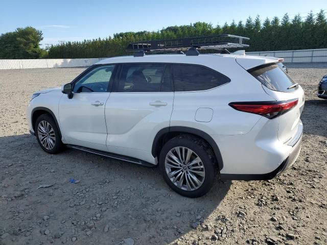 2022 Toyota Highlander Platinum