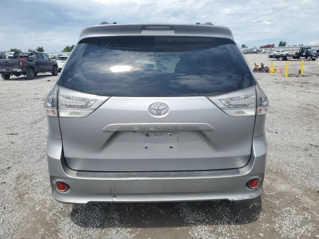 2012 Toyota Sienna Sport