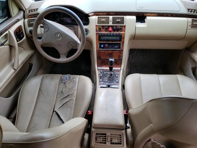 2002 Mercedes-Benz E 320