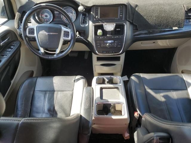 2012 Chrysler Town & Country Touring