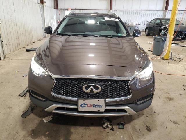 2017 Infiniti QX30 Base