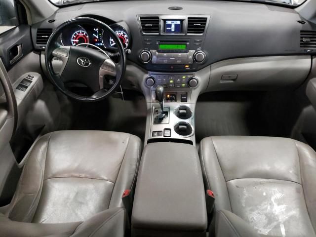 2010 Toyota Highlander SE