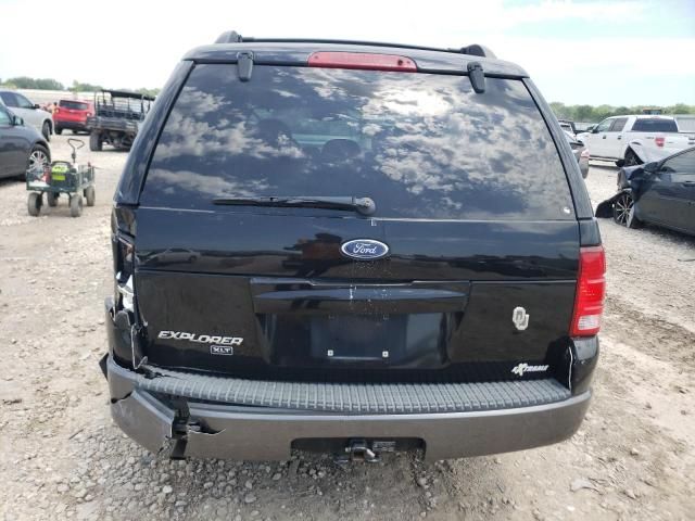 2004 Ford Explorer XLT