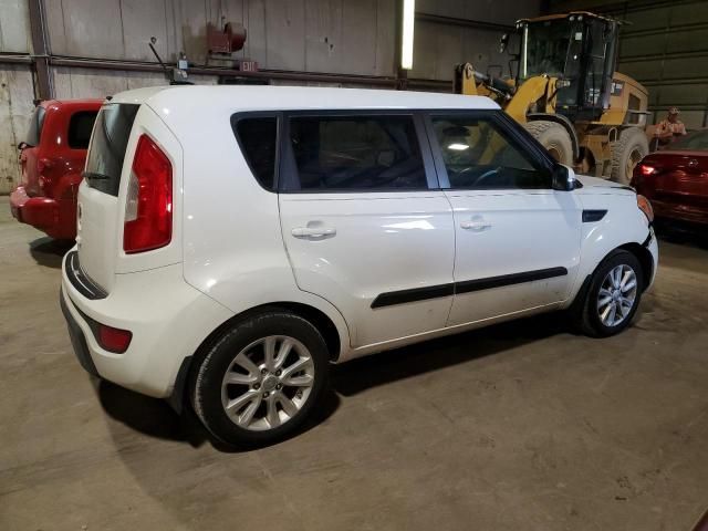 2013 KIA Soul +