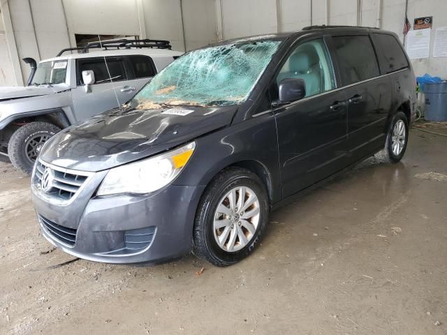 2012 Volkswagen Routan SE