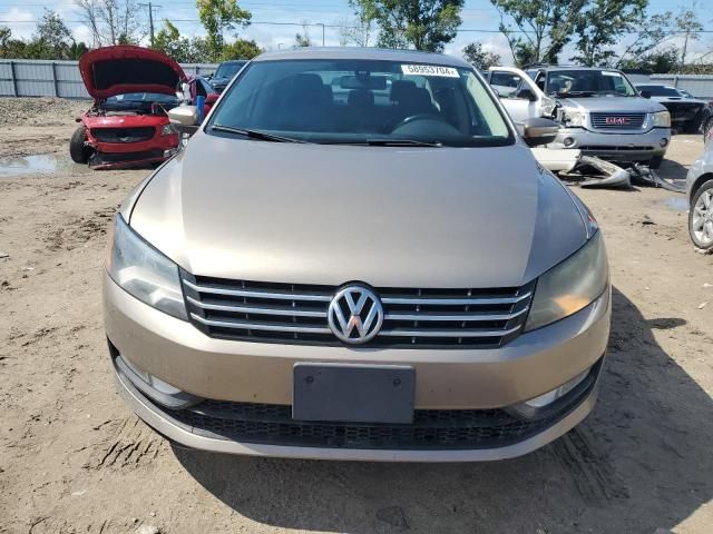 2015 Volkswagen Passat SEL