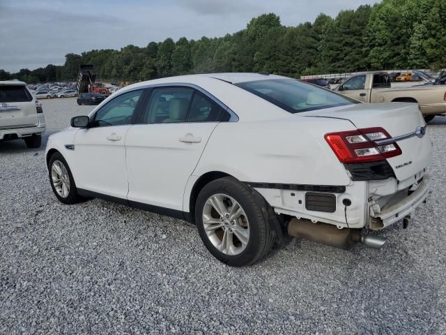 2016 Ford Taurus SE