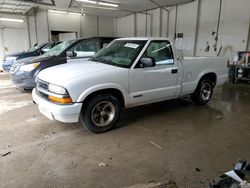 Salvage cars for sale from Copart Madisonville, TN: 2000 Chevrolet S Truck S10