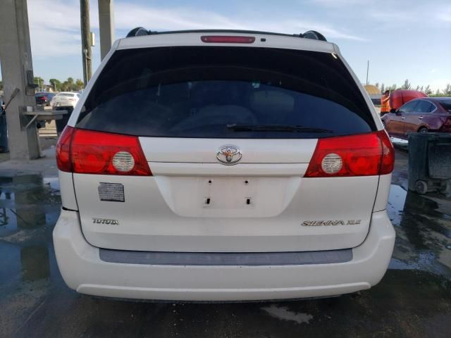 2006 Toyota Sienna XLE